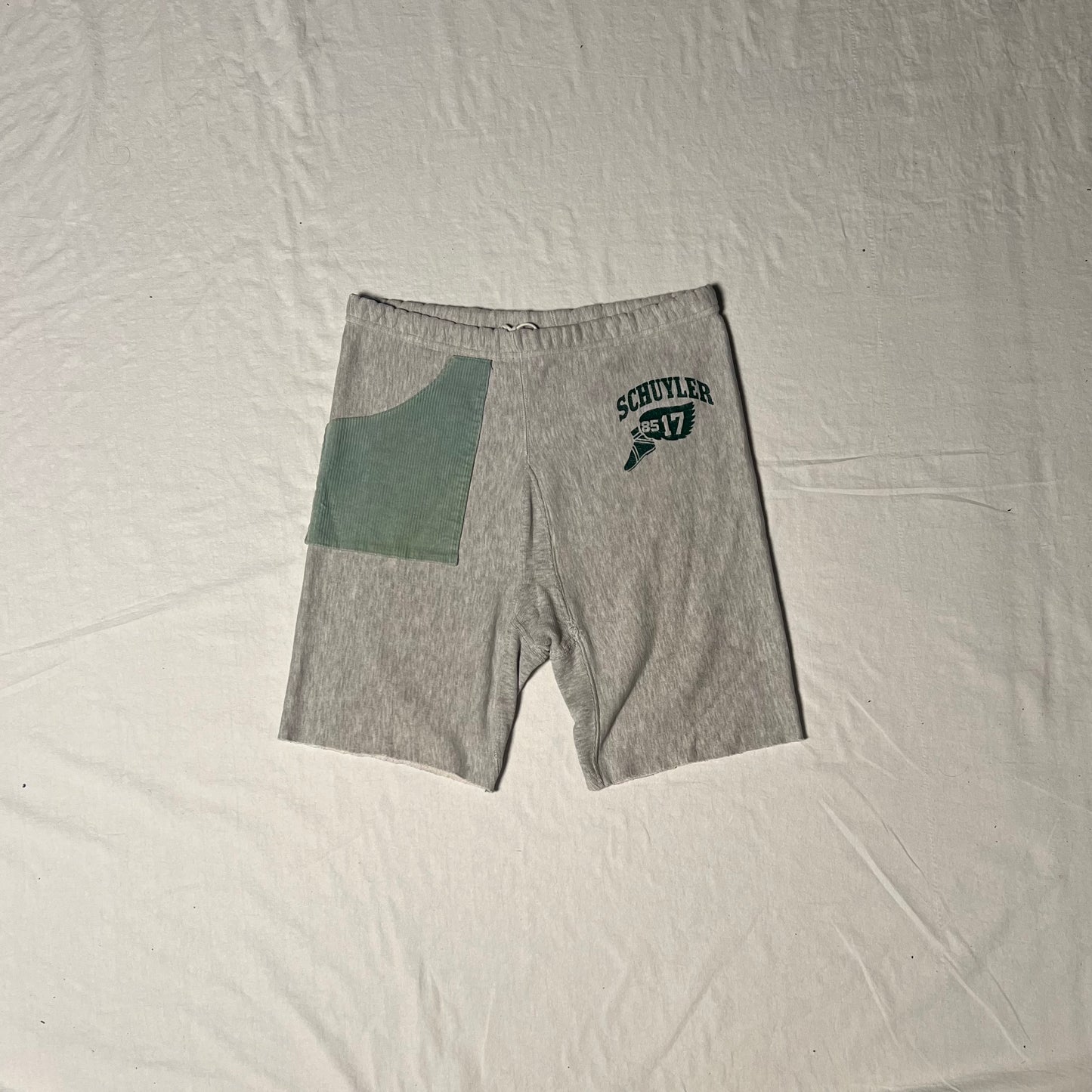 Upcycle Sweat Shorts / Gray